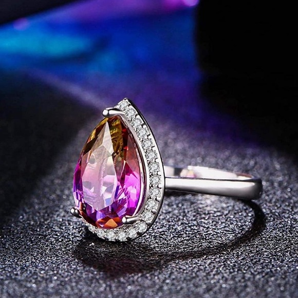 Teardrop diamond style ring - Picture 7 of 8